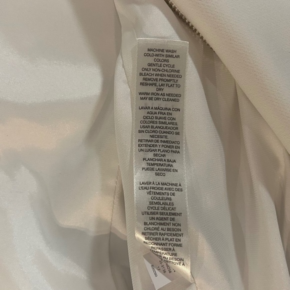 White House Black Market Ruffle Dress/Size 4 - Picture 9 of 10